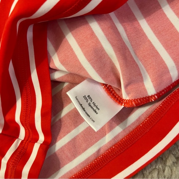 Hanna Andersson Rashguard - Picture 3 of 3